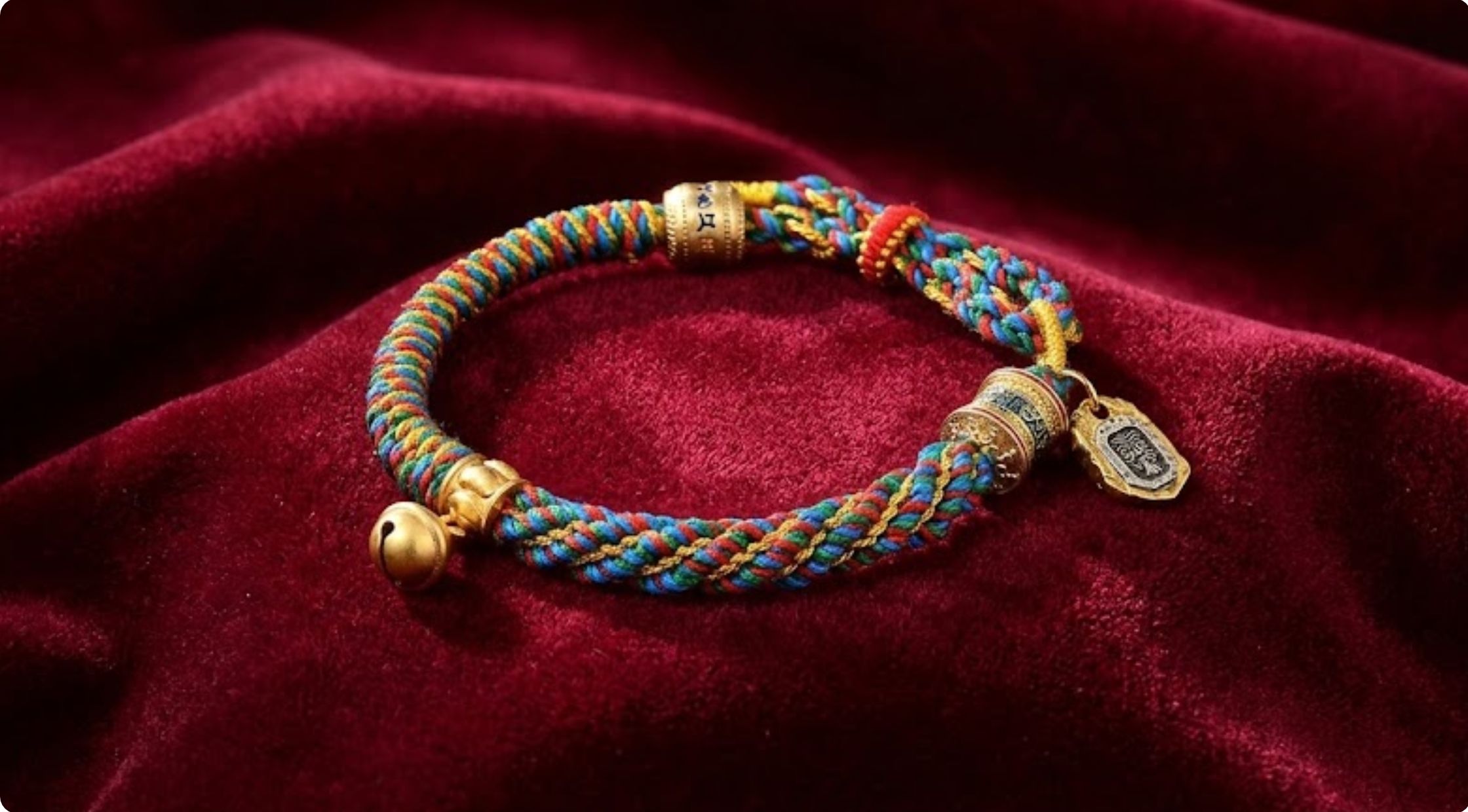 How to Choose the Right Red Bracelet, Jade Bracelet, and Buddha Beads for Everyday Wear